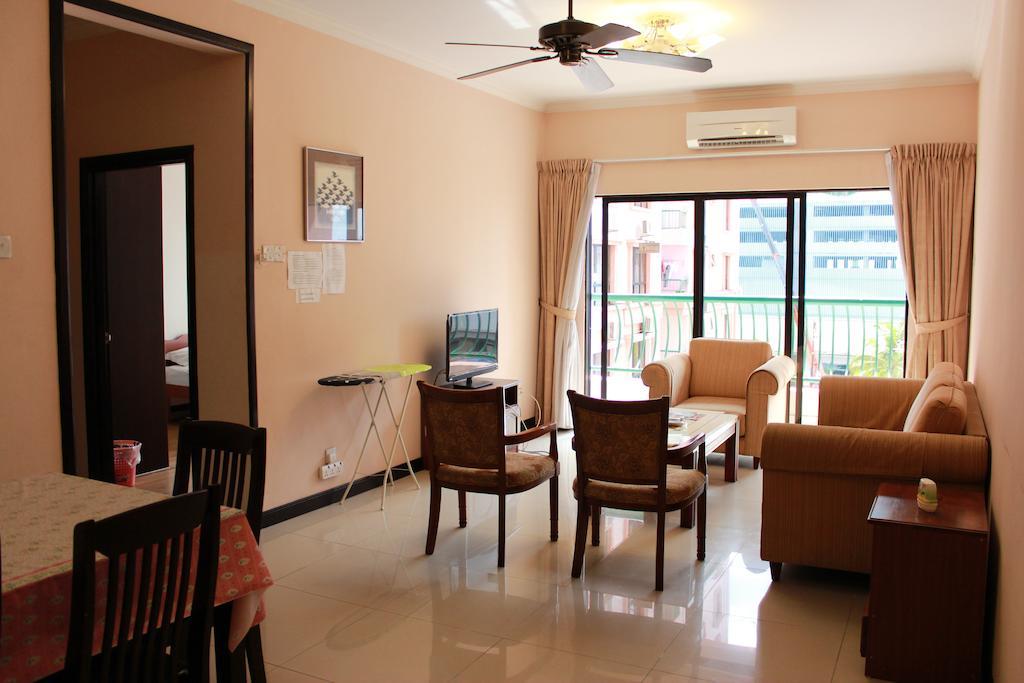 Marina Court Kota Kinabalu- Bigger Group Stay Together- 6 Bedroom Apartments Chambre photo