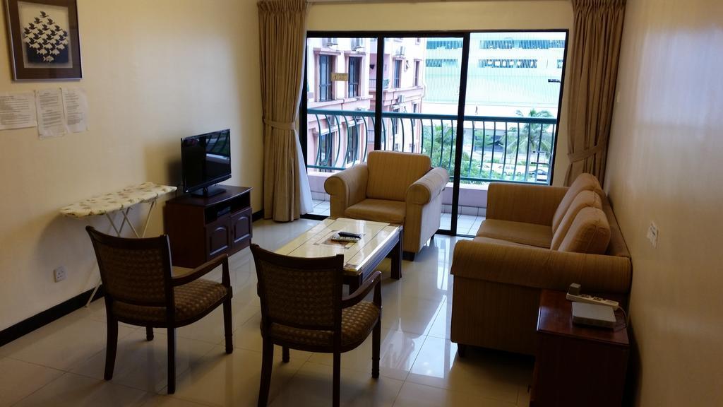 Marina Court Kota Kinabalu- Bigger Group Stay Together- 6 Bedroom Apartments Chambre photo