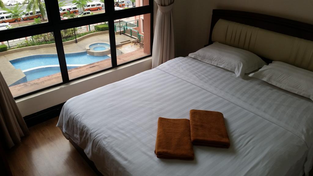 Marina Court Kota Kinabalu- Bigger Group Stay Together- 6 Bedroom Apartments Chambre photo
