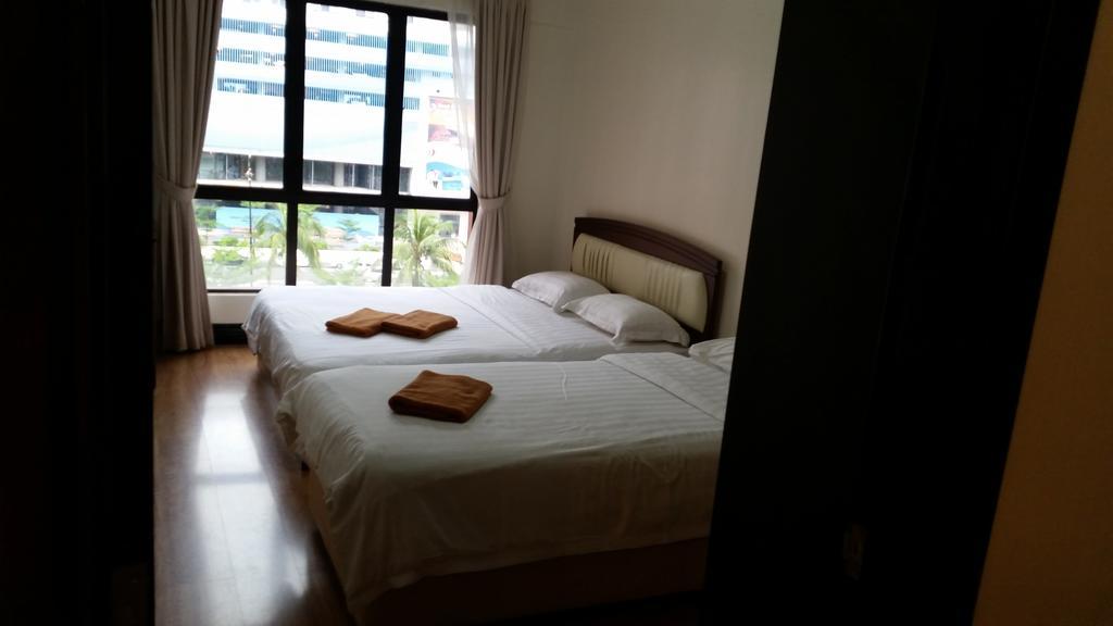 Marina Court Kota Kinabalu- Bigger Group Stay Together- 6 Bedroom Apartments Chambre photo