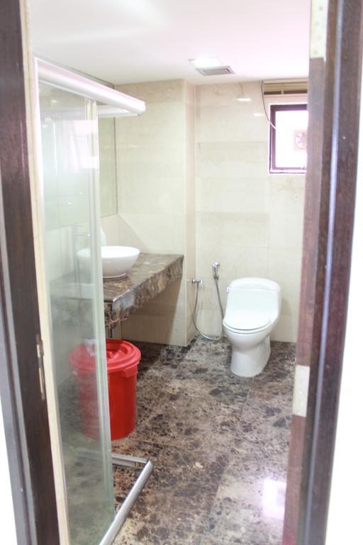 Marina Court Kota Kinabalu- Bigger Group Stay Together- 6 Bedroom Apartments Extérieur photo